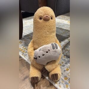 Pusheen with sloth stuffy